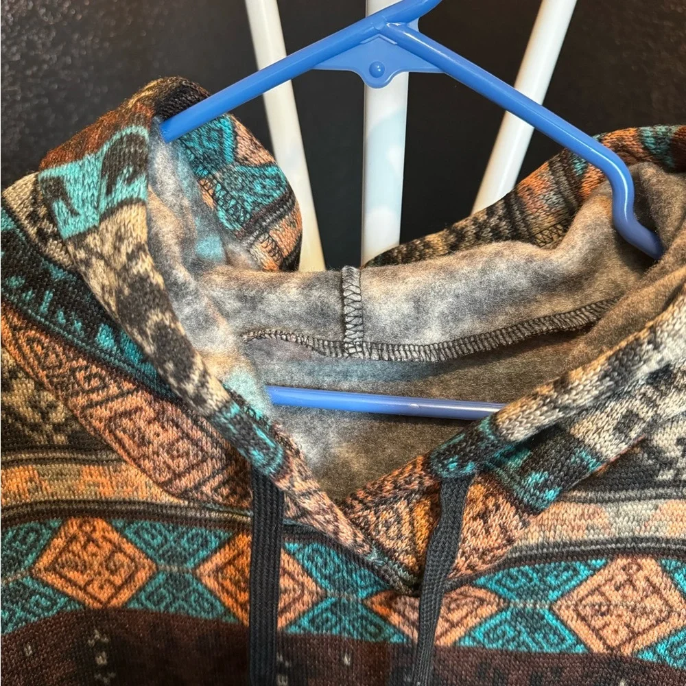 Multicolor Patterned Women's Sweater - Picture 2 of 4
